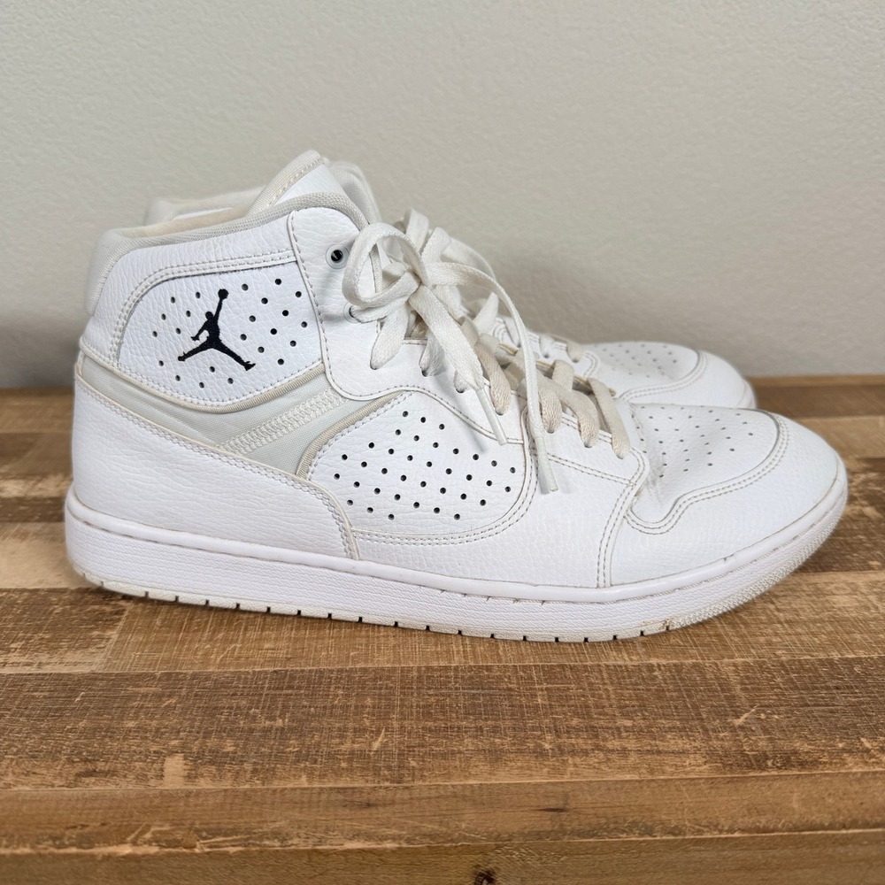 Jordan Access Sneakers Mens 11 White Black Perforated Mid Top AR3762-101